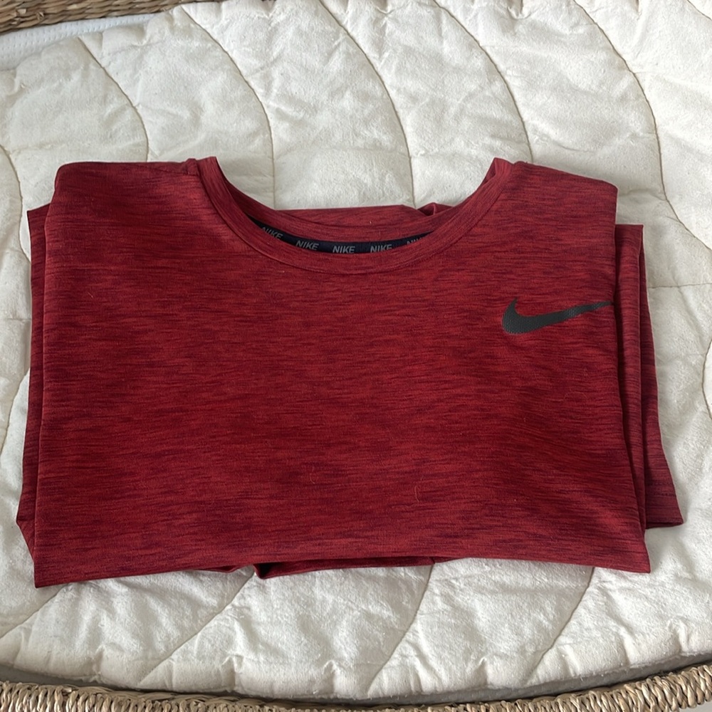 Nike Dri-Fit T Shirt Men’s M